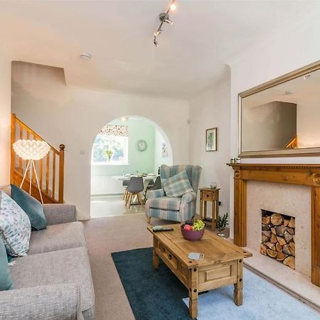 Lovely Home With Four Bedrooms And Private Garden And Parking, Close To Nottingham City Centre Exterior foto